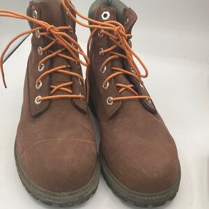 Boys 6 in. Timberland brown boot